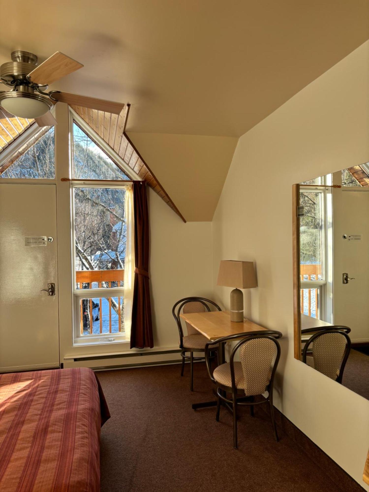 Auberge Du Jardin Petit-Saguenay Zewnętrze zdjęcie